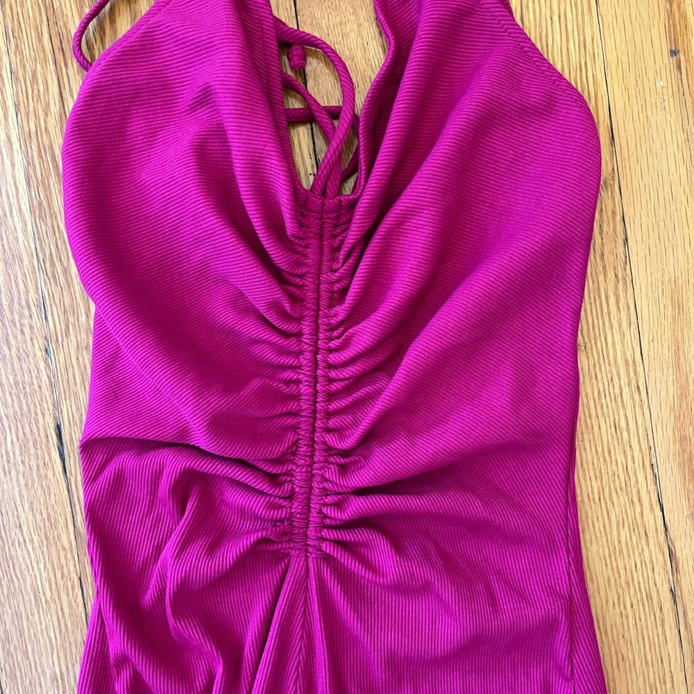 Elegant Pink Women's Dress - Picture 3 of 6
